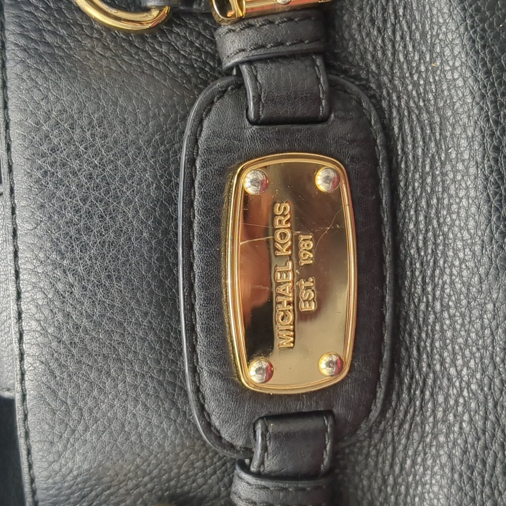 Michael Kors Hamilton Bag - Picture 3 of 10